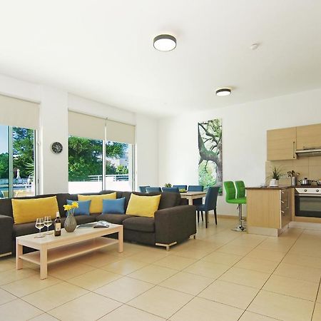 Calypso - Coralli Beachfront Apartment Protaras Dış mekan fotoğraf