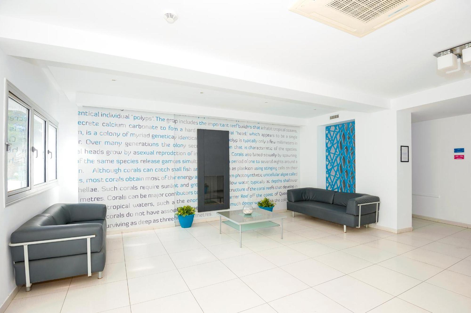 Calypso - Coralli Beachfront Apartment Protaras Dış mekan fotoğraf