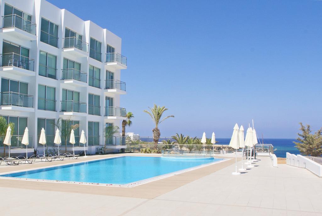 Calypso - Coralli Beachfront Apartment Protaras Dış mekan fotoğraf